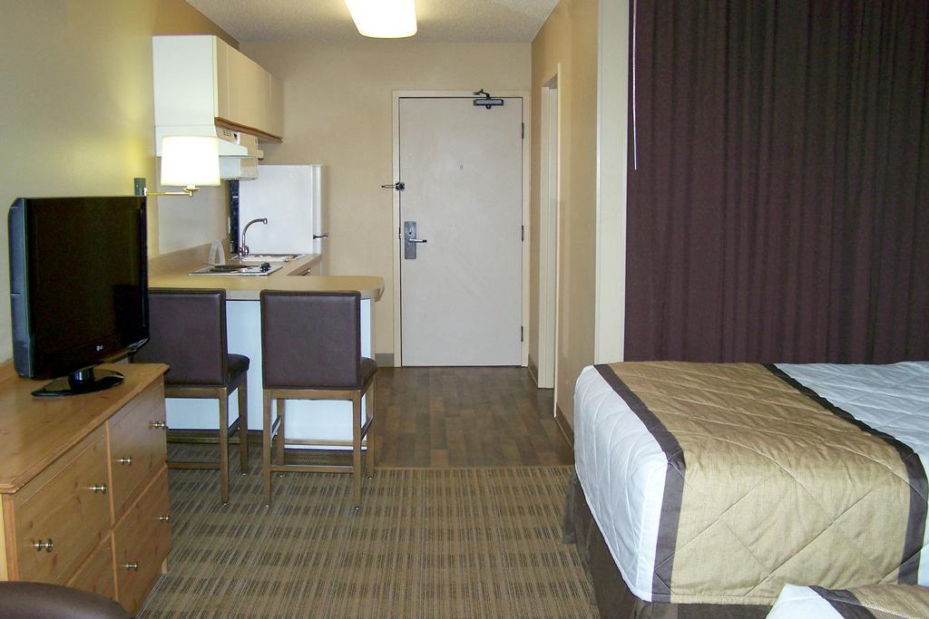 Auburn Hills Extended Stay Inn Esterno foto